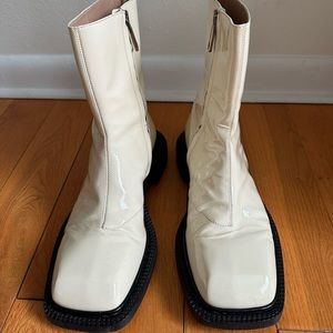 Sportmax Leather Chelsea Boots in White Size 7